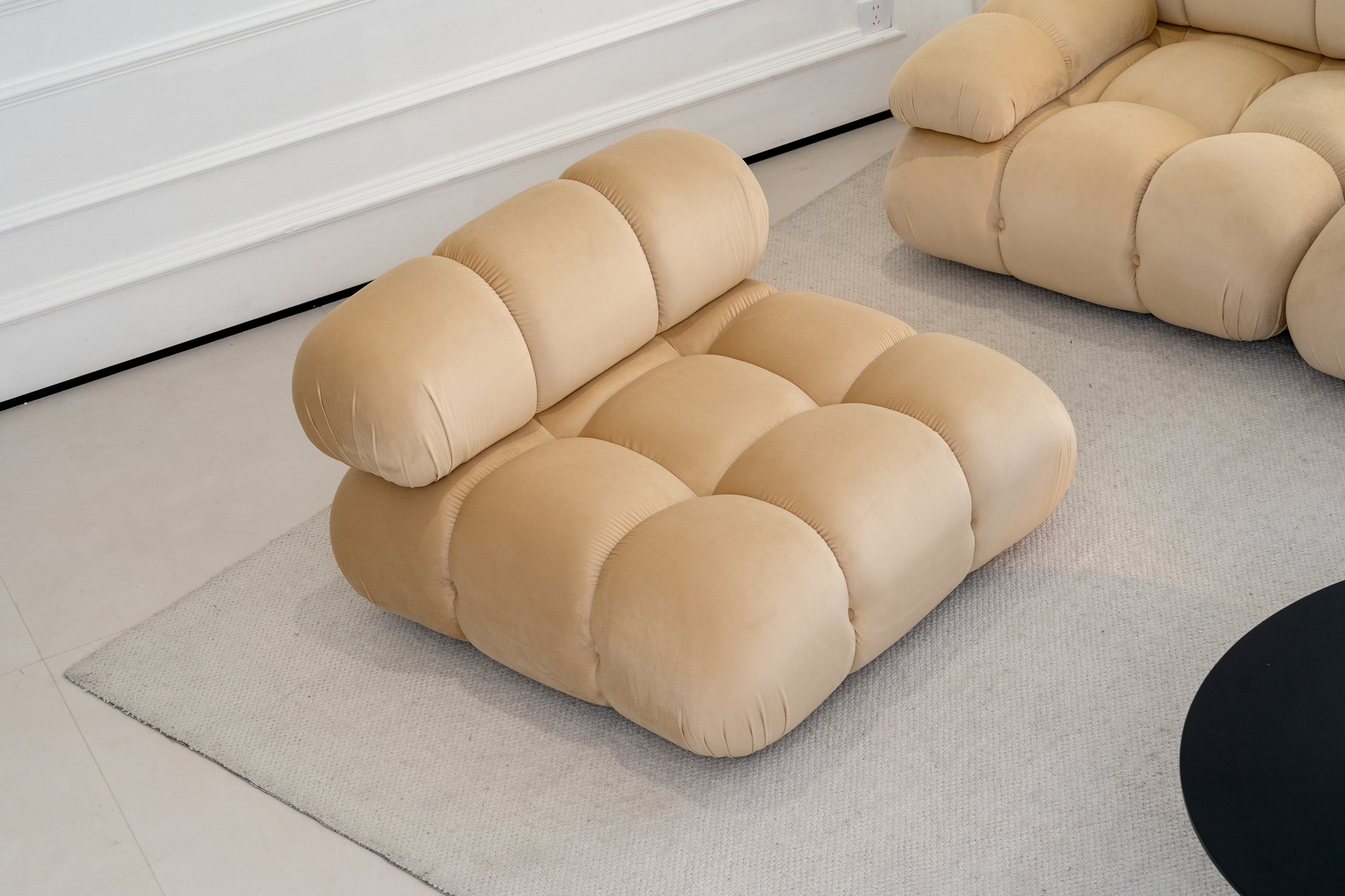 Maven Chaise Lounge Champagne Sand