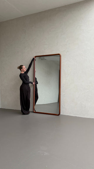 ELIN walnut mirror | 200 x 100 cm