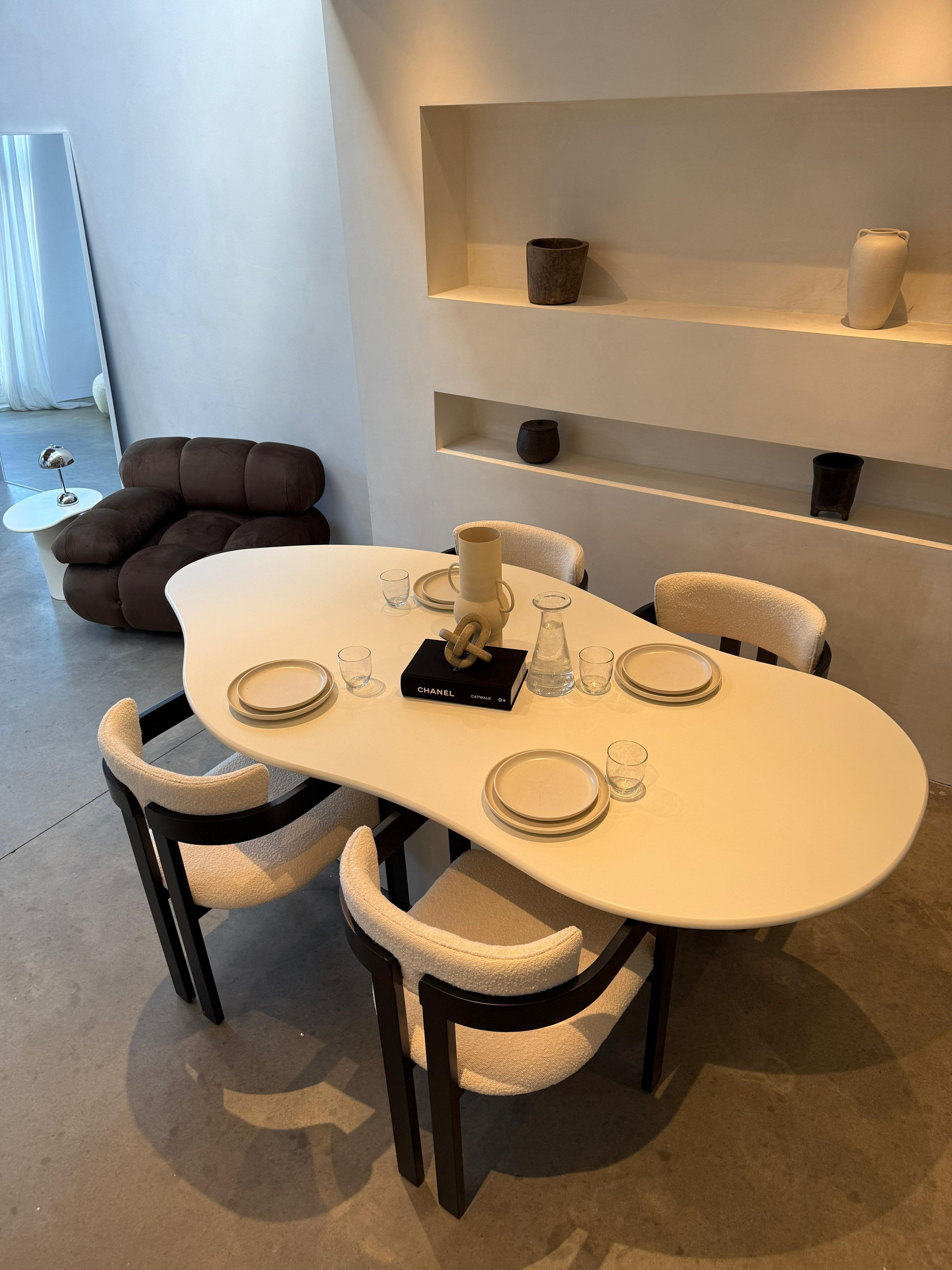 Japandi Organische Eettafel – Betonlook Ivory 231x121